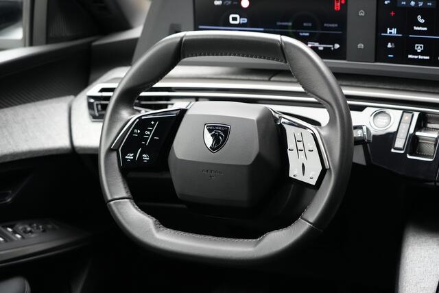 Peugeot 5008 1.2 Hybrid 145 Allure 7p 145pk AppleCarplay/Cruise/Camera