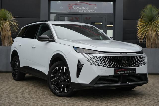 Peugeot 5008 1.2 Hybrid 145 Allure 7p 145pk AppleCarplay/Cruise/Camera