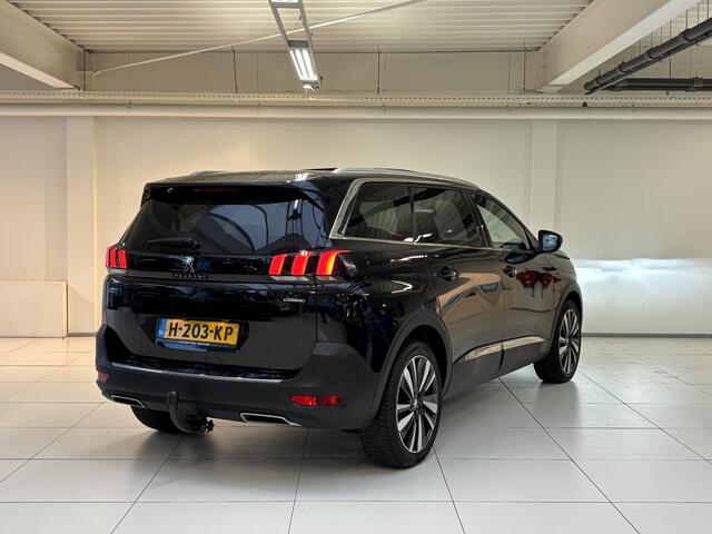 Peugeot 5008 1.6 PureTech GT-Line 7 pers | Panoramadak | Trekhaak afneembaar | Leder | Memory | Stoelverwarming | elektrisch verstelbare stoelen | Navi | Android auto / Apple carplay | Elektrische achterklep | Achteruitrijcamera