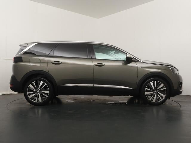 Peugeot 5008 1.2 PureTech Blue Lease Premium 7P - Navigatie - Trekhaak - Schuif/kantel dak - Airconditioning