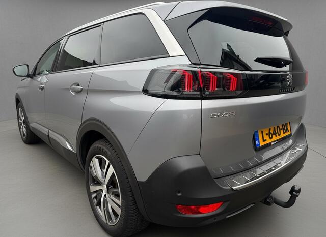 Peugeot 5008 130pk PT Allure 7p., Trekhaak | Camera | Navi & CarPlay