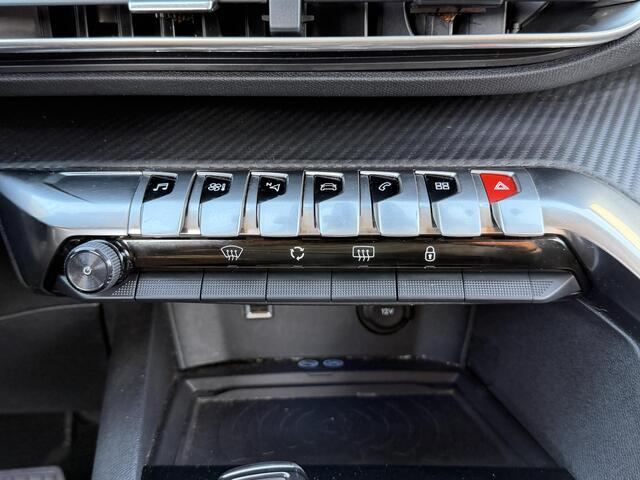 Peugeot 5008 1.2 PureTech/ Navi/PDC/AUT/7-Zits