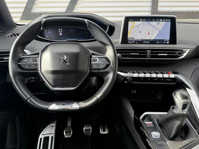 Peugeot 5008 1.2 PureTech Blue Lease GT-Line 2e Eigenaar|Navi|Pano|Camera|Trekhaak|Clima|Cruise|7-Zits|D-riem v.v. in 2022|N.A.P|APK tot 07-2026