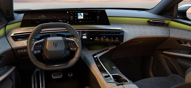 Peugeot 5008 1.2 Hybrid 145 GT DIRECT RIJDEN - PANORAMADAK - LEDER - 8 JAAR GARANTIE