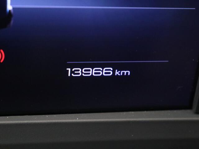 Peugeot 5008 1.2 Hybrid 145 Allure | Camera | Carplay | 7-Persoons | Climate Control |