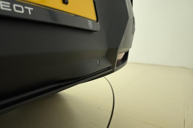 Peugeot 5008 1.2 Hybrid 145 Allure | Climate & Cruise Control | 7-Zitter | Achteruit Rijd Camera | AppleCarplay/ Android Auto |