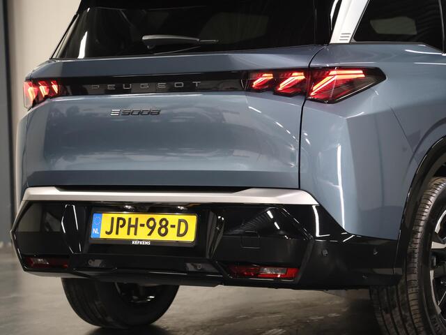 Peugeot 5008 e-5008 GT Avantage 73 kWh VOORRAAD | Apple Carplay Android Auto | Warmtepomp | Alcantara | Panoramisch Schuifdak |