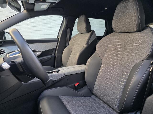 Peugeot 5008 Allure Pack 1.2 Hybrid 145pk e-DSC6 | PANORAMIC NAVIGATION | 7-ZITS | STOEL+STUURVERW. | KEYLESS ENTRY | ADAPTIVE CRUISE | ALL-SEASONBANDEN | 360° CAMERA | AGR-STOEL | ISOFIX |