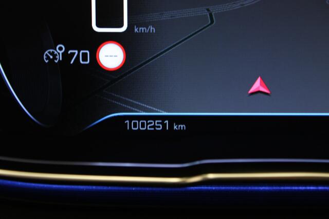 Peugeot 5008 1.2 PureTech Allure |Camera|Navi|