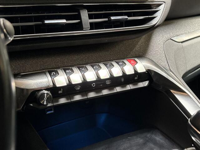 Peugeot 5008 1.2 PureTech Allure 7 Persoons (APPLE CARPLAY, GROOT NAVI, LEDER, 360 CAMERA, STOELVERWARMING, SPORTSTOELEN, KEYLESS, GETINT GLAS, NIEUWSTAAT)