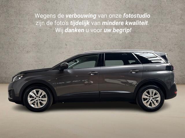 Peugeot 5008 1.2 PureTech Sport 7 Persoons Automaat (APPLE CARPLAY, BRUIN LEDER, 360 CAMERA, ADAPTIVE CRUISE, SPORTSTOELEN, GETINT GLAS, LANE ASSIST, NIEUWSTAAT)