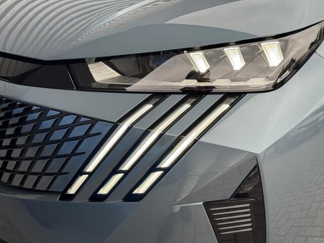 Peugeot 5008 GT 1.2 Hybrid 145pk e-DCS6 | ALCANTARA | STOELMASSAGE | 360° CAMERA | NAVI |