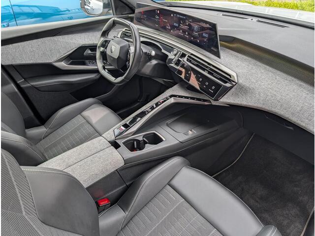 Peugeot 5008 GT 1.2 Hybrid 145pk e-DSC6 | ELEKTR. A.KLEP | STOEL + STUURVERW. | ADAPTIVE CRUISE | CAMERA | PANORAMIC NAVIGATION | KEYLESS ENTRY | DAB+ |