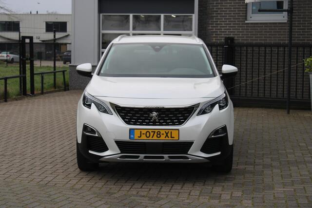 Peugeot 5008 1.2 PureTech Bl. L. Premium Led/Trekhaak/7p/Focal