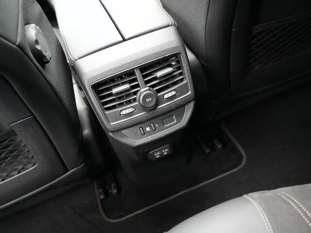 Peugeot 5008 1.2 PureTech GT | 7 Zitter | Elektrisch glazen panorama-dak | Camera |