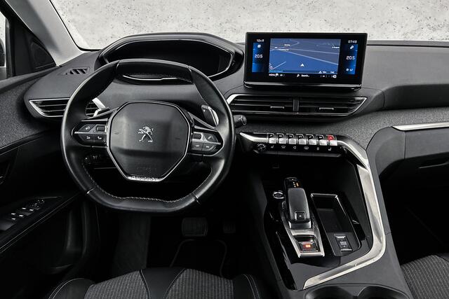 Peugeot 5008 1.2 PureTech Allure | Trekhaak | Half leder | Stoelverwarming | LED | Adaptieve cruise control