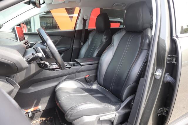 Peugeot 5008 1.2 PureTech Blue Lease Executive | Nieuw binnen | Automaat | 7P