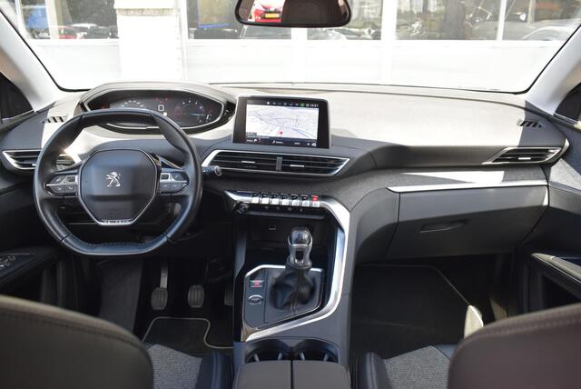 Peugeot 5008 1.2 PureTech Blue Lease Premium Airco, Navi, Cruise Control, Camera, Km 163500 !!