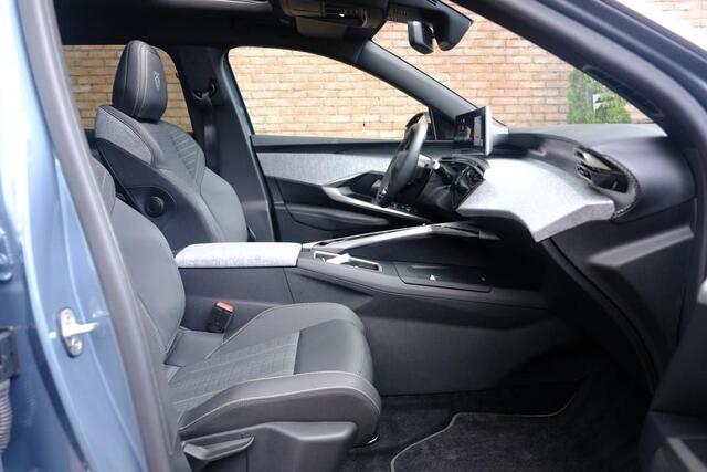 Peugeot 5008 1.2 Hybrid 145pk e-DCS6 GT 7 Persoons | Navi | App Connect | Adaptive Cruise | Panoramadak | Camera | Keyless | Stoelverwarming | Elektrische Achterklep | PDC