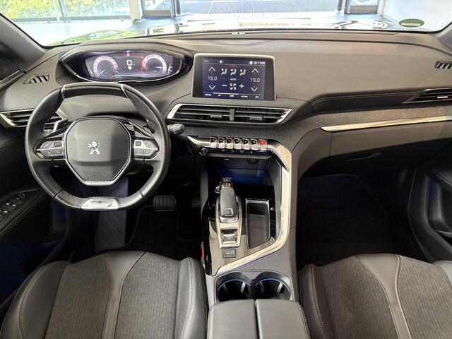 Peugeot 5008 1.2 PureTech GT-Line Avantage .