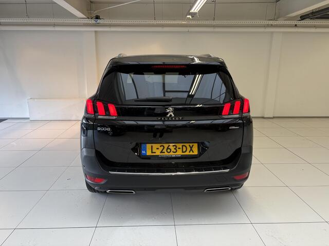 Peugeot 5008 1.2 PureTech GT-Line Avantage .