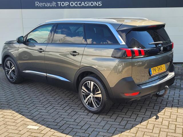 Peugeot 5008 1.2 PureTech Allure | 7 Persoons | Automaat | Schuif/Kantel-Dak | Trekhaak | Navigatie | Camera