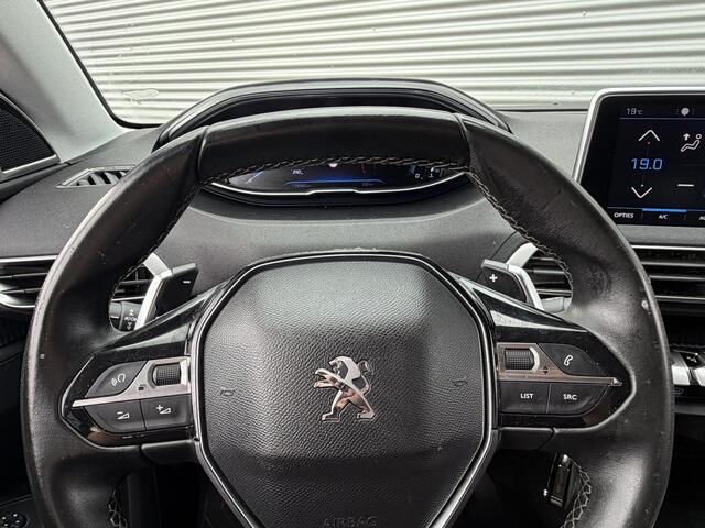 Peugeot 5008 1.2 PureTech Blue Lease Executive | Nieuw Binnen | Automaat | 7 Persoons | Navigatie | Leer |