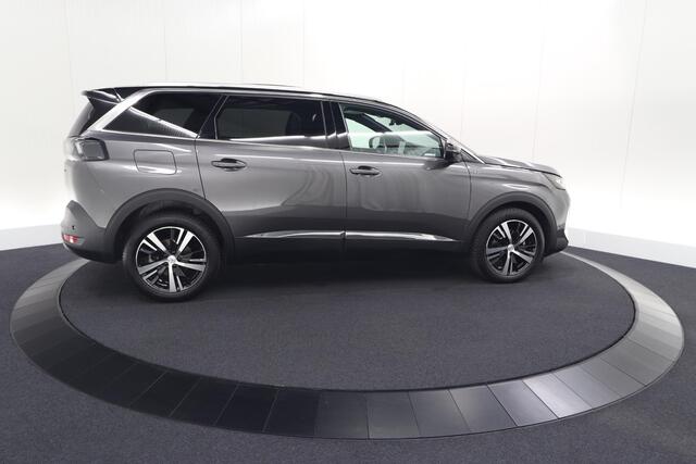 Peugeot 5008 PureTech 130 EAT8 GT | 7 Zitplaatsen | Schuif-/Kanteldak | Camera | Adaptieve Cruise Control