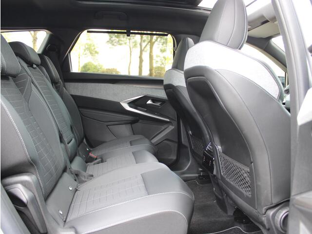 Peugeot 5008 1.2 Hybrid 145 GT 7p Automaat | Navi / Panoramadak / Camera