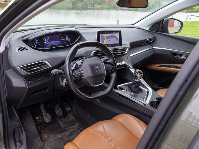Peugeot 5008 1.2 PureTech Access 360 Camera Trekhaak 7 persoons