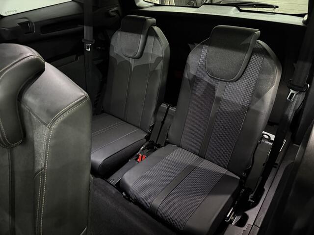 Peugeot 5008 1.2 PureTech Blue Lease GT-Line 7P Panoramadak, Camera, Navi, Half leder, Virtual desk, Elektrische achterklep, Keyless start