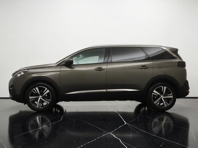 Peugeot 5008 1.2 PureTech Allure 130PK Automaat - Navigatie via Apple Carplay/Android Auto - Climate control - Cruise control - Trekhaak - 12 maanden garantie