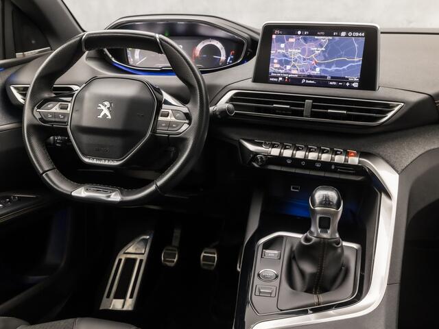 Peugeot 5008 1.2 PureTech GT-Line (PANORAMADAK, APPLE CARPLAY, FOCAL AUDIO, 360 CAMERA, GETINT GLAS, SPORTSTOELEN, KEYLESS, TREKHAAK, NIEUWSTAAT)