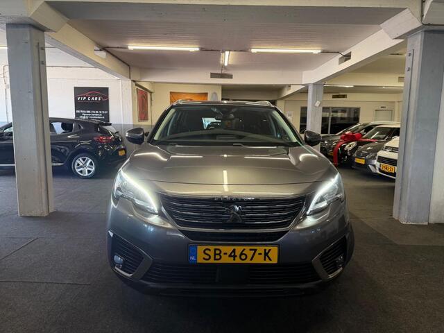 Peugeot 5008 1.2 PT BL. Executive 7persoons*NAVI*2018