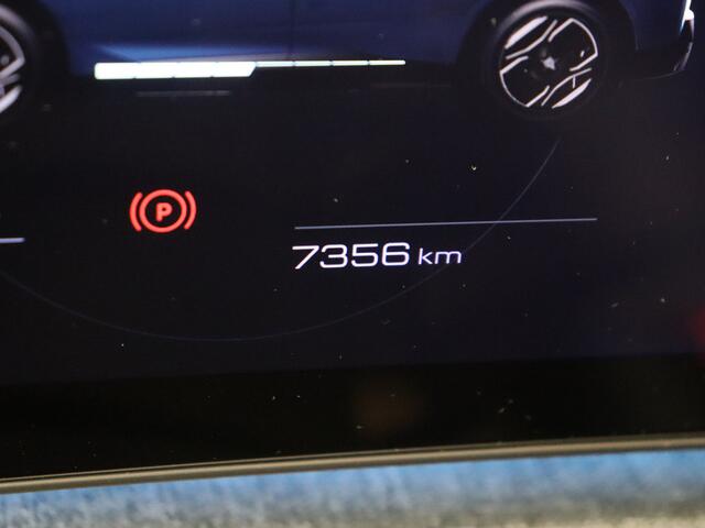 Peugeot 5008 e-5008 GT Exclusive 73 kWh 7p VOL OPTIES !!! LEDER EN OPEN DAK !! Clean 3-08 SNO