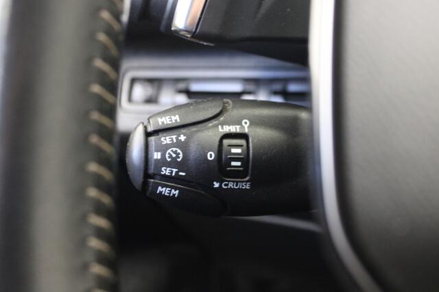 Peugeot 5008 1.2 PureTech Active Avantage |Navi|Carplay|