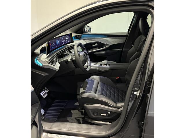 Peugeot 5008 e-5008 GT 73 kWh | NU TE BESTELLEN | Panoramadak | 360 Camera | Leder/Massage Stoelen | Elek. Kofferklep