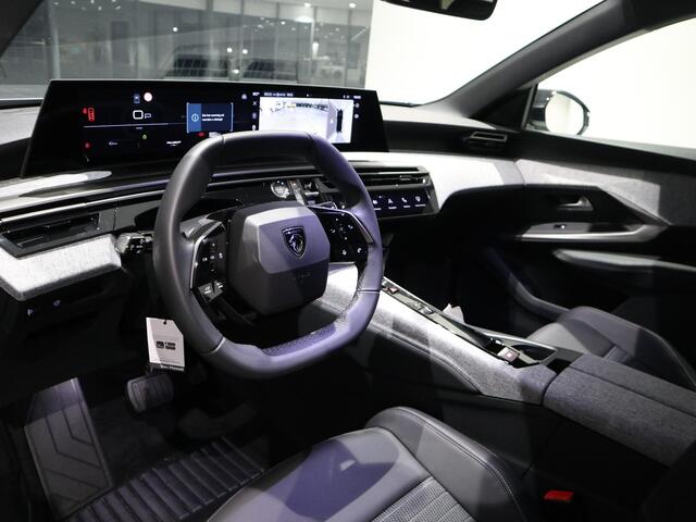 Peugeot 5008 Hybrid Allure - CAMERA - NAVIGATIE - 7 ZITS