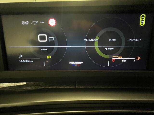 Peugeot 5008 1.2 Hybrid 145 Allure 7p | CAMERA | APPLE CARPLAY/ANDROID AUTO | CLIMATE CONTROL | LMV |