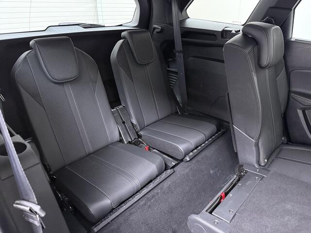 Peugeot 5008 131PK GT 7-Persoons Adap.Cruise 360°Camera 3D-Navi Ecc Apple Carplay Android Auto Keyless Black Pack Pdc Regen-Lichtsensor Privacy Glas Lmv Full-Led Isofix DAB Bluetooth Lane Assist Dodehoekdetectie 1e Eigenaar Dealeronderhouden Origineel Nederlandse Auto