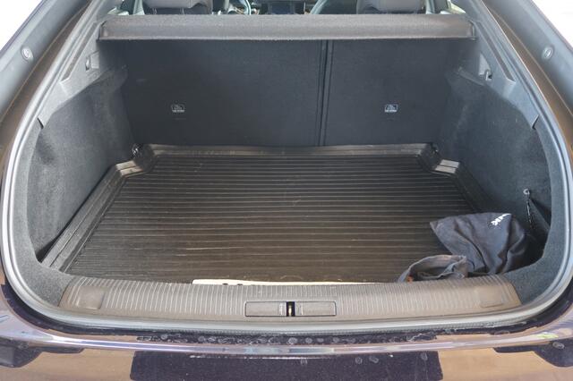 Peugeot 508 1.5 Blue HDI Blue Lease Active (Nw. model)