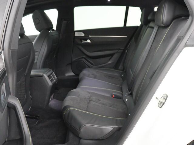 Peugeot 508 1.6 HYbrid Peugeot Sport Engineered | 360pk | Panoramadak | Alcantara | Focal Sound | Stoelverwarming | 360 Camera | Massage | Memory | Sfeerverlichting | Adaptive cruise | PSE | PHEV | Plug In