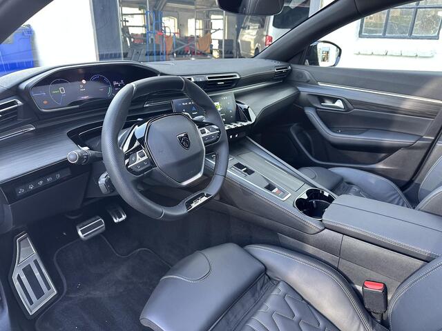 Peugeot 508 SW 1.6 HYbrid 225 PK GT | Facelift Model | Meest Complete Uitvoering | Slechts 8.000 KM | Volledig Lederen Bekleding | Glazen Panorama Schuif-/Kanteldak | Stoelverwarming & Massage | Plug-In Hybride Automaat | Night Vision | 360 Graden Camera | Navigatie 