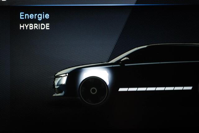 Peugeot 508 SW 1.6 HYbrid 180 Allure | NAVI | CAMERA