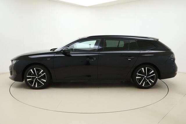 Peugeot 508 SW 1.2 PureTech GT | Achteruitrijcamera | Parkeersensoren | Full-map Navigatie | Climate control | Adaptive Cruise control | Stuurbediening | Inklapbare trekhaak | Parkeersensoren voor/achter | Verwarmde voorstoelen | Dakrails | Keyless entry | Lane-keepi