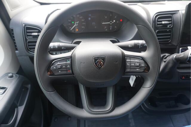 Peugeot BOXER 35+ Heavy 2.2HDI 180PK EAT8 Automaat L3H2 10" Navi, Climate. Camera, Cruise 270º Deur!! NR. A720*