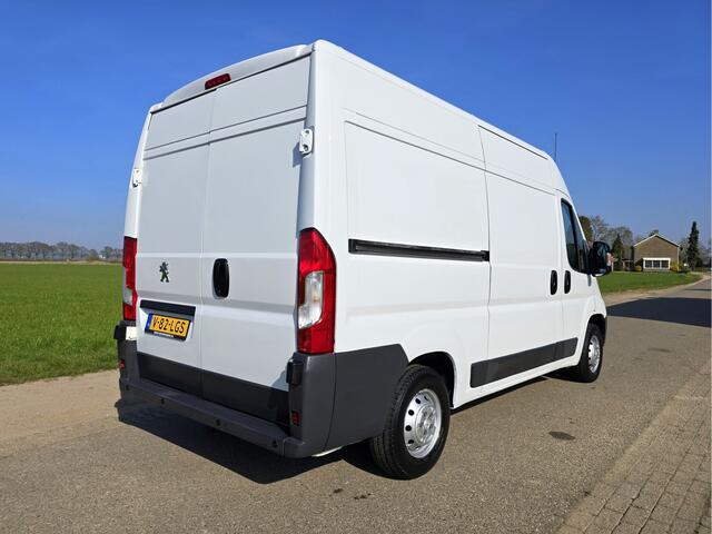 Peugeot BOXER 330 2.0 BlueHDI L2 H2 Pro - 110 Pk - Euro 6 - Koel / Vries - Airco - Cruise Control