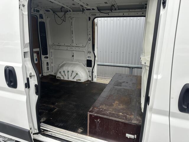 Peugeot BOXER 330 2.0 BlueHDI L1H1*A/C*CRUISE*NAVI*HAAK*TEL*CAM*