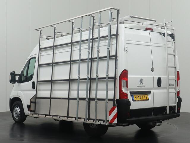 Peugeot BOXER 2.0BlueHDI 130PK L2H2 Premium | Glasresteel | Trekhaak | Navigatie | 3-Persoons | Airco | Cruise | Betimmering
