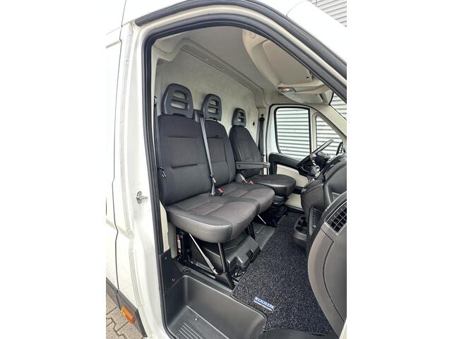 Peugeot BOXER 2.0 BlueHDI L3H2 Premium Peugeot Boxer 335 2.0 BlueHDI L4H2 Premium